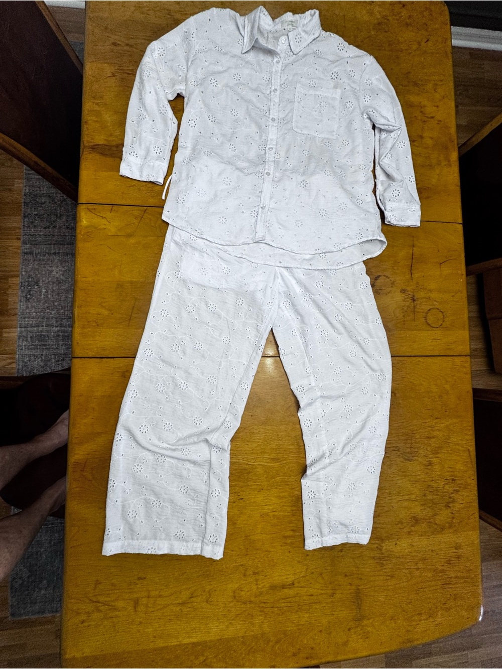 Women's White Eyelet 2 pc lace set- Brand- No Comment - L